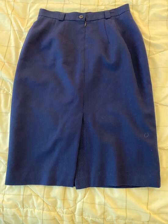 Talbots Dresses & Skirts - Talbots - Sz8 - Talbots 100% Pure Wool Navy Blue Pencil Skirt Size 8 Made in USA
